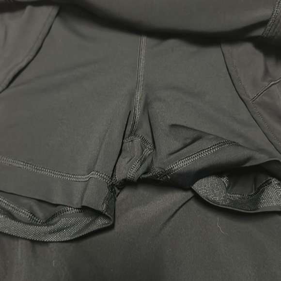 Lululemon Black Skirt Size 8 - Picture 5 of 6